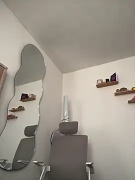 Misty-kat online show from April 13, 6:13 pm