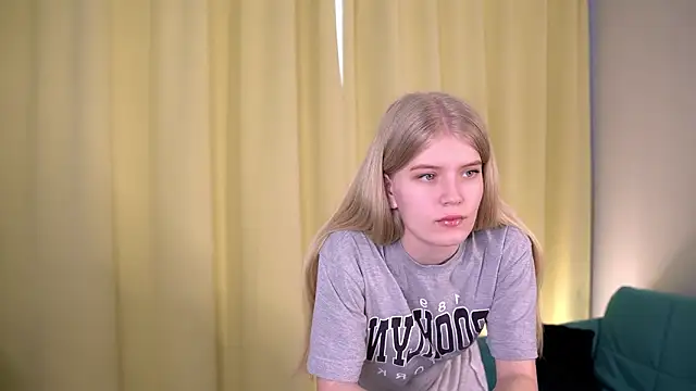 TraceeSeelig online show from March 7, 6:54 am