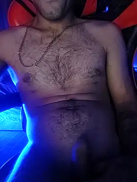 Snapshot of pascuuu96 chatting on March 1, 7:32 am pascuuu96 online show from March 1, 7:32 am