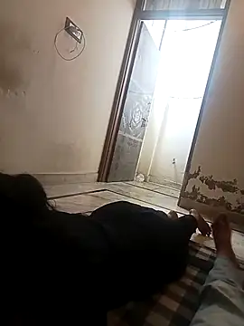 Snapshot of ReshmaBano chatting on April 6, 9:54 am ReshmaBano online show from April 6, 9:54 am