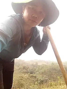 lyly sexx online show from March 7, 2:41 am