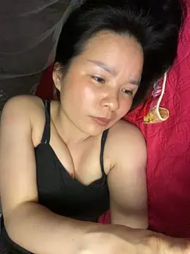 Ivy Trix2 online show from March 7, 3:42 pm