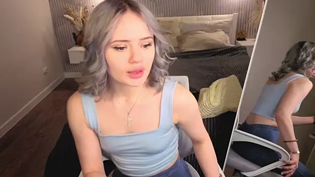 Tessa Ashe online show from May 20, 5:19 pm
