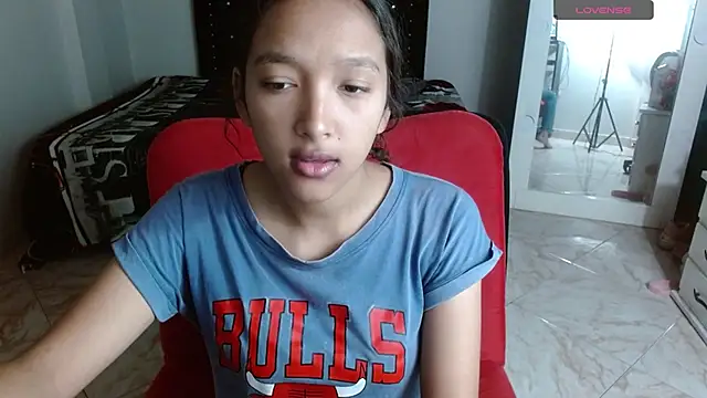 Lovingly Maria online show from April 28, 12:43 pm