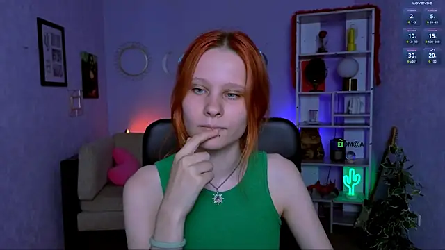 Snapshot of cassandra_nik chatting on June 4, 12:22 pm cassandra nik online show from June 4, 12:22 pm
