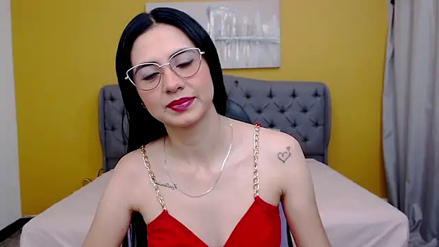 Snapshot of alexaneuer chatting on July 16, 1:28 pm alexaneuer online show from July 16, 1:28 pm