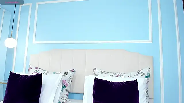 raquel mooon online show from March 3, 5:19 pm