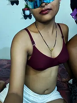 Sweet Cpl  online show from April 18, 11:58 am