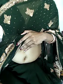 Sweet Cpl  online show from April 22, 9:01 am