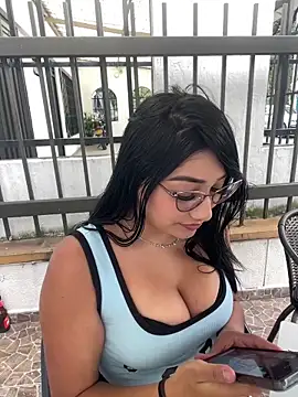 GeorgiaPink  online show from March 28, 9:03 pm