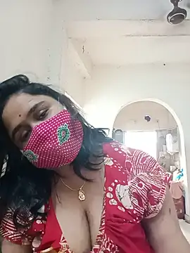 Snapshot of diyadey chatting on June 22, 10:23 am diyadey online show from June 22, 10:23 am