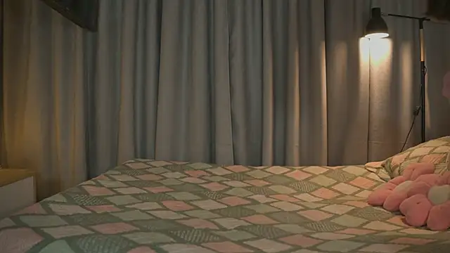 AitanaJhons  online show from April 25, 10:51 am