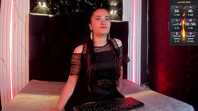  Macadamiia  online show from March 5, 3:35 am