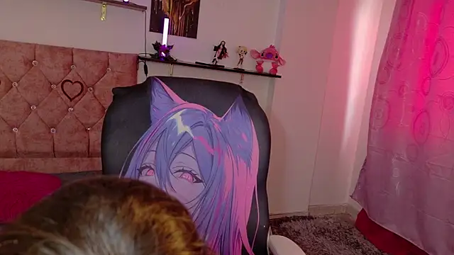 Miis Beella online show from April 20, 7:37 pm