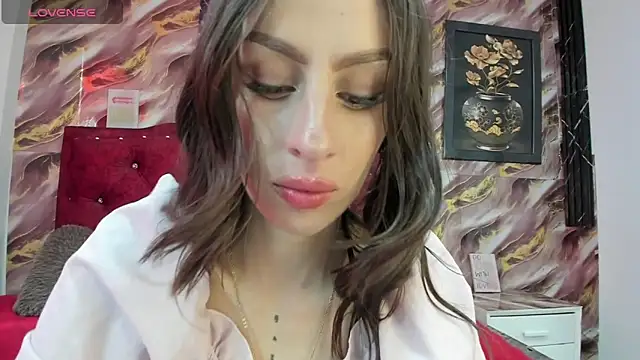 Miis Beella online show from April 28, 7:41 pm