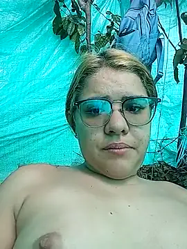 single kitten online show from April 13, 12:21 pm