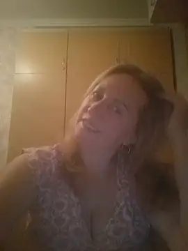 Snapshot of ChristinaYork chatting on July 6, 7:38 pm ChristinaYork online show from July 6, 7:38 pm