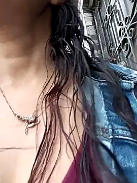 celeste kiss  online show from April 4, 8:06 pm