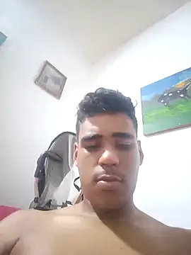 luis230436 online show from April 14, 4:07 am