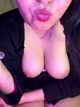 Snapshot of Sexy_Lolii chatting on May 2, 6:35 pm Sexy Lolii online show from May 2, 6:35 pm