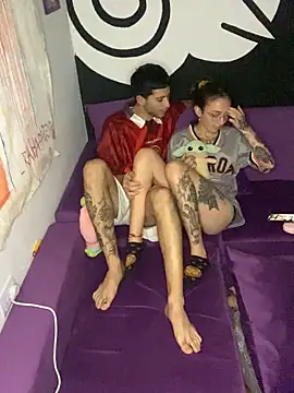 Snapshot of parejahot77 chatting on March 10, 2:27 am parejahot77 online show from March 10, 2:27 am