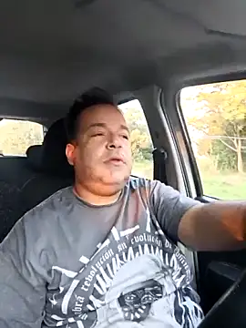 UrsoBissexualPauGrosso online show from April 12, 8:25 pm