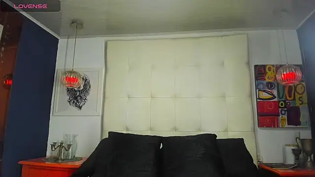 EXCLUSIVE8 online show from April 14, 4:51 am