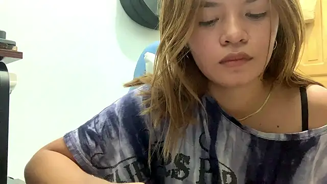 EustoliaYozzo online show from March 4, 2:50 am