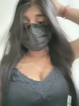 Snapshot of Kushi_12 chatting on June 7, 6:33 pm Kushi 12 online show from June 7, 6:33 pm