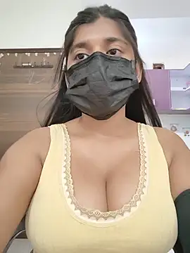 Snapshot of Kushi_12 chatting on June 18, 6:45 pm Kushi 12 online show from June 18, 6:45 pm