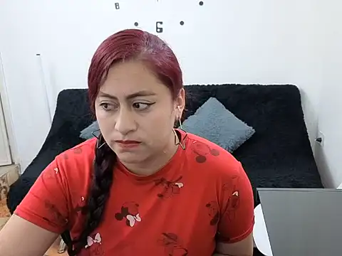 Snapshot of Evans_samantha chatting on July 18, 4:44 pm Evans samantha online show from July 18, 4:44 pm