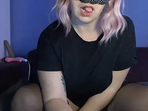 Gin Pink online show from May 6, 8:19 am