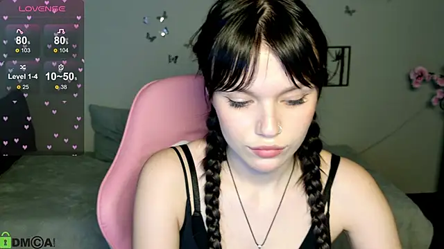 Snapshot of JanetCensley chatting on June 1, 9:22 am JanetCensley online show from June 1, 9:22 am