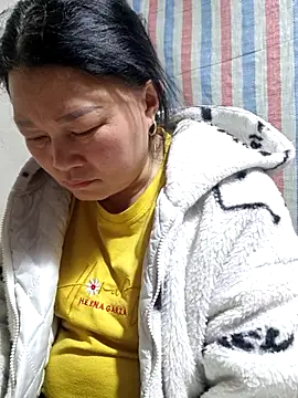 phay79 online show from March 8, 3:49 pm