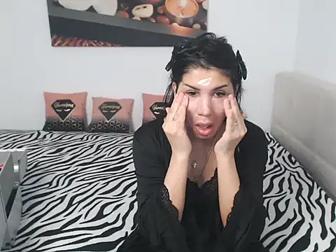 NickyHotXO online show from March 10, 5:34 am