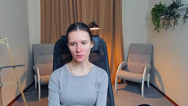 MeganLenoir online show from February 28, 9:32 am