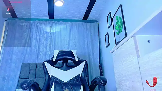 Dantekent online show from April 15, 7:58 pm