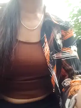Snapshot of Malisa-aa chatting on May 14, 11:33 pm Malisa-aa online show from May 14, 11:33 pm