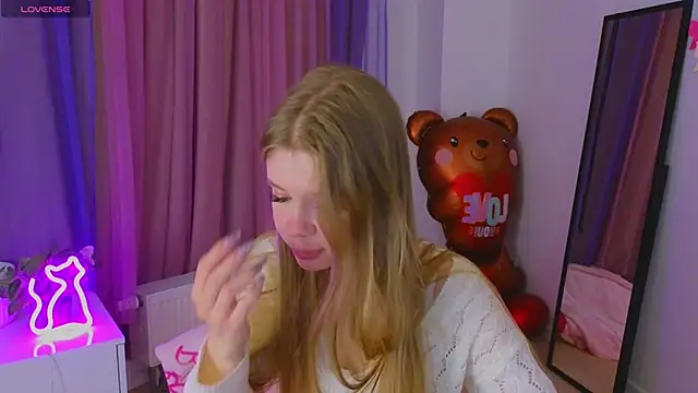 belrinaa online show from April 11, 8:35 pm