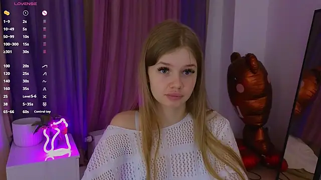 Snapshot of belrinaa chatting on July 12, 8:55 pm belrinaa online show from July 12, 8:55 pm