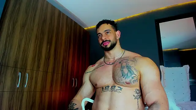 massimo visconti online show from March 30, 1:50 am