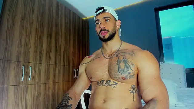 massimo visconti online show from April 18, 9:26 pm