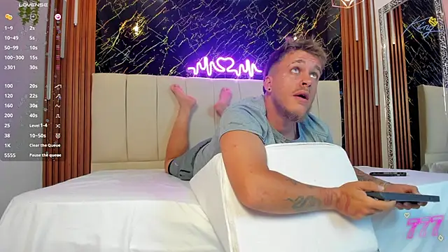 keane lee  online show from April 22, 12:28 pm