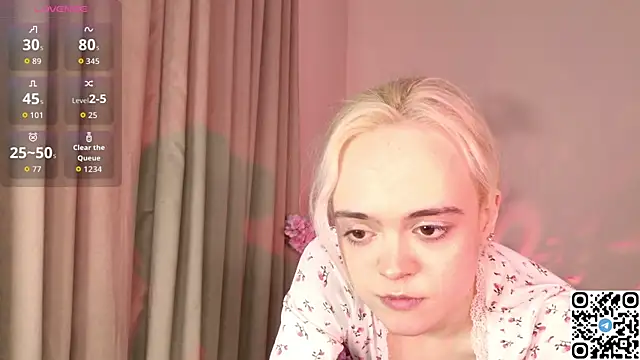 Bambi Bloom online show from April 24, 5:21 am