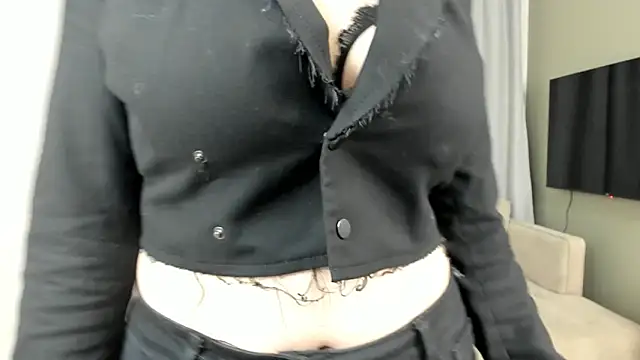 AmeeGalinis online show from March 4, 6:47 pm