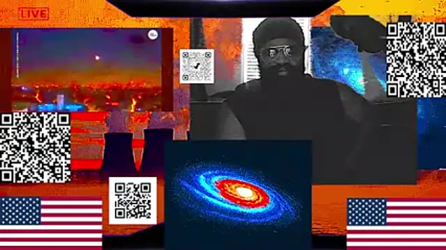Snapshot of RussellTaylorLacy chatting on May 2, 11:32 pm RussellTaylorLacy online show from May 2, 11:32 pm