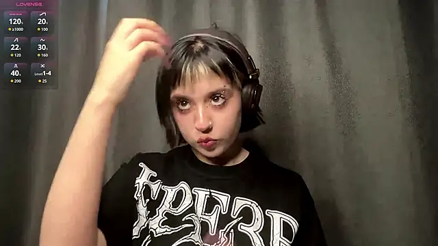 AueshaSimon online show from March 9, 9:02 am