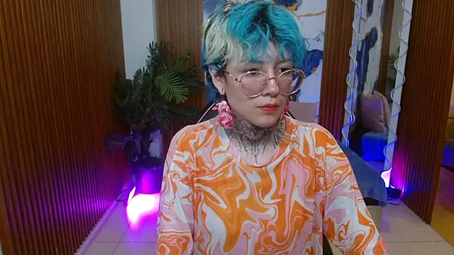 Lyra tay online show from April 16, 7:03 pm