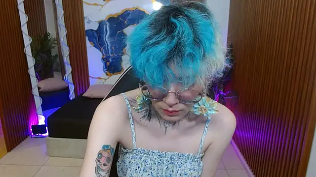 Lyra tay online show from April 21, 7:06 pm