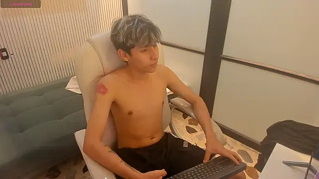 DeilanWolf online show from March 2, 5:08 am